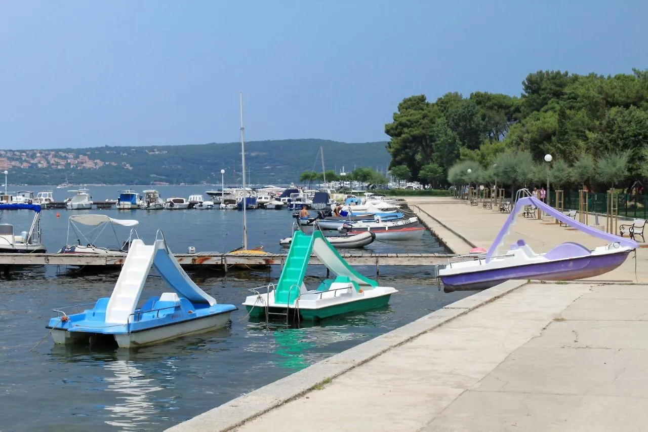 Apartments With A Parking Space Punat, Krk - 15010 Croatia